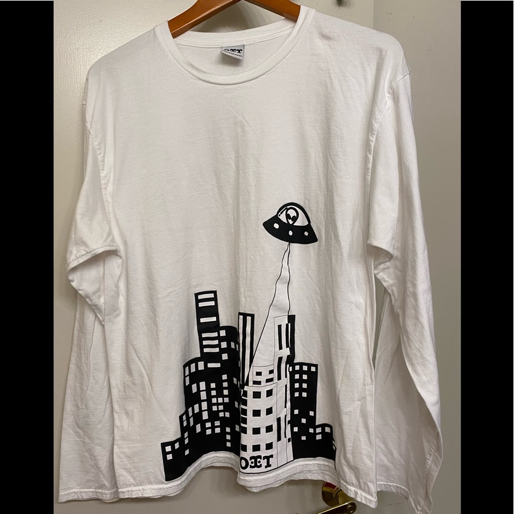 men’s long sleeves shirt size large